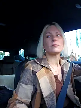 Snapshot of Sunny-Sin chatting on October 2025 08:48:02 AM Sunny-Sin online show from October 2025 08:48:02 AM