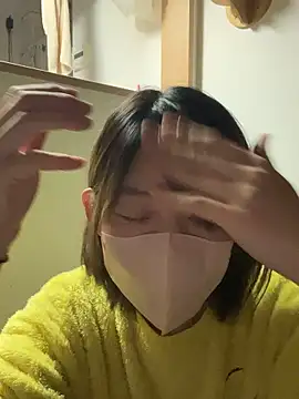 Snapshot of usako_2025 chatting on November 2025 04:05:01 PM usako 2025 online show from November 2025 04:05:01 PM