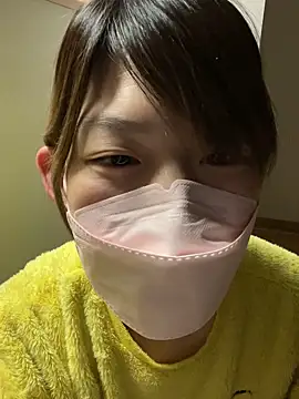 Snapshot of usako_2025 chatting on November 2025 03:59:01 PM usako 2025 online show from November 2025 03:59:01 PM