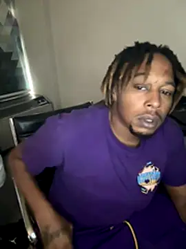 BigMfLuther online show from December 2025 06:13:02 PM