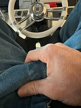 Snapshot of 35-Dsk chatting on February 2026 10:20:02 AM 35-Dsk online show from February 2026 10:20:02 AM