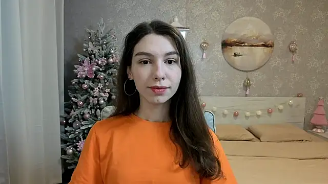 KellyShines online show from December 2025 02:13:02 PM