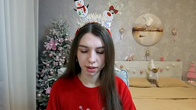 KellyShines online show from December 2025 03:31:01 PM