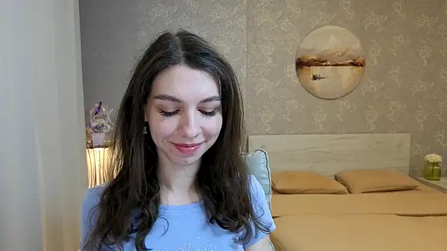 KellyShines online show from April 2026 04:15:02 PM