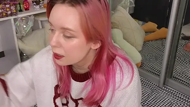 Snapshot of Olivia_Noir chatting on September 2025 10:32:01 PM Olivia Noir online show from September 2025 10:32:01 PM