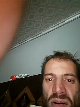 Snapshot of Johan199118 chatting on November 2025 09:03:02 PM Johan199118 online show from November 2025 09:03:02 PM