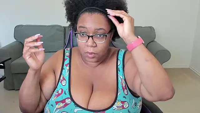 Snapshot of Josie4yourpleasure chatting on September 2025 07:36:01 PM Josie4yourpleasure online show from September 2025 07:36:01 PM