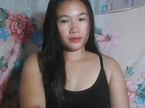 Katie Winslet online show from October 2025 11:19:01 AM