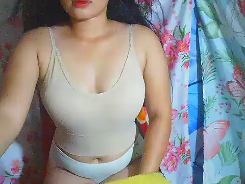 Katie Winslet online show from December 2025 12:06:01 AM