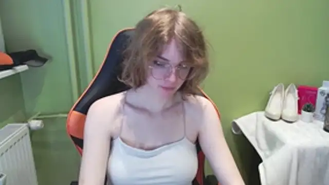 Snapshot of juicyPenny chatting on November 2025 07:30:01 AM juicyPenny online show from November 2025 07:30:01 AM