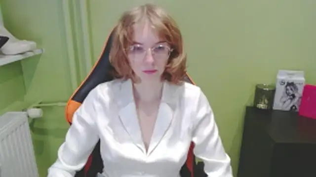 Snapshot of juicyPenny chatting on December 2025 07:45:02 AM juicyPenny online show from December 2025 07:45:02 AM