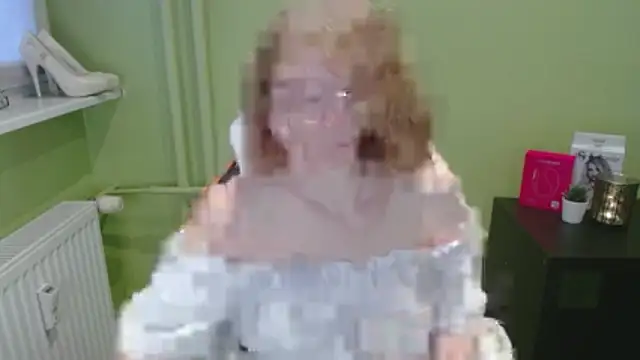 Snapshot of juicyPenny chatting on December 2025 07:36:02 AM juicyPenny online show from December 2025 07:36:02 AM