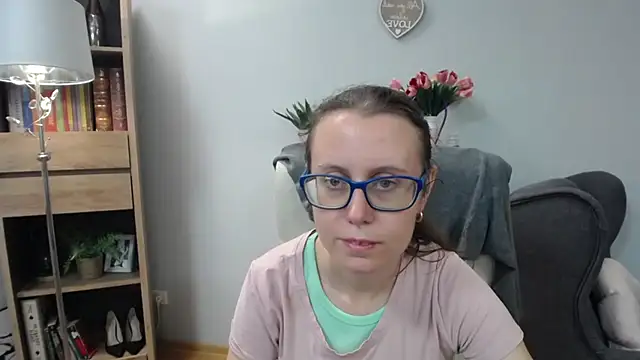 Snapshot of sweetxLizzy chatting on June 2026 04:26:02 AM sweetxLizzy online show from June 2026 04:26:02 AM