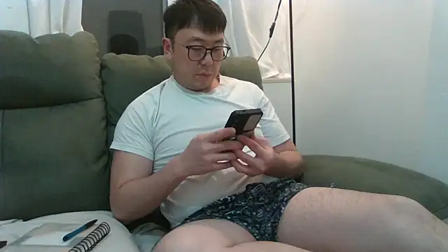 Snapshot of KaylanBMB chatting on March 2026 03:15:01 PM KaylanBMB online show from March 2026 03:15:01 PM