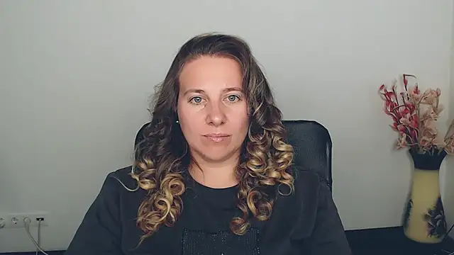 Snapshot of Darklure_ chatting on September 2025 01:55:02 PM Darklure online show from September 2025 01:55:02 PM