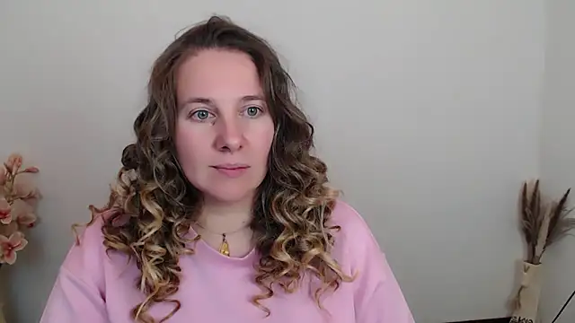 Snapshot of Darklure_ chatting on October 2025 10:29:02 PM Darklure online show from October 2025 10:29:02 PM