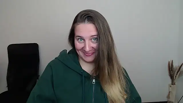 Snapshot of Darklure_ chatting on October 2025 03:25:02 PM Darklure online show from October 2025 03:25:02 PM