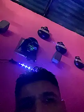 Snapshot of RandalHot chatting on October 2025 01:20:01 PM RandalHot online show from October 2025 01:20:01 PM