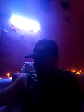 Snapshot of RandalHot chatting on November 2025 08:35:02 PM RandalHot online show from November 2025 08:35:02 PM