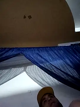 Snapshot of RandalHot chatting on November 2025 10:37:02 AM RandalHot online show from November 2025 10:37:02 AM