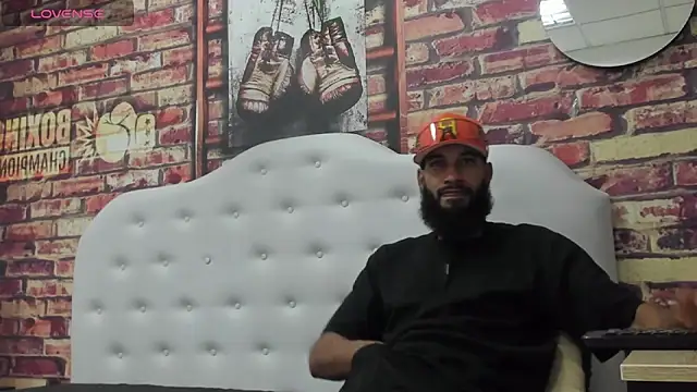 Damian Shakur online show from November 2025 12:19:02 PM