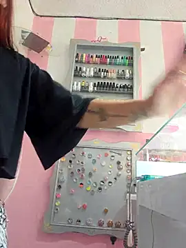 Snapshot of sandy_y chatting on November 2025 04:18:01 PM sandy y online show from November 2025 04:18:01 PM