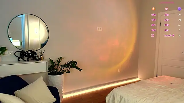 Katherinepinke online show from November 2025 10:40:02 AM