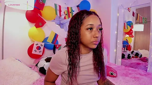  Zahara  online show from June 2026 11:11:02 PM