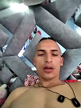 Dani22cmhot online show from December 2025 01:16:01 PM