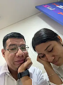 Daliz online show from September 2025 12:33:02 AM