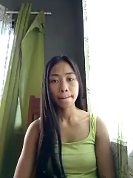 Snapshot of SweetMissPinay18 chatting on June 2026 06:40:02 AM SweetMissPinay18 online show from June 2026 06:40:02 AM