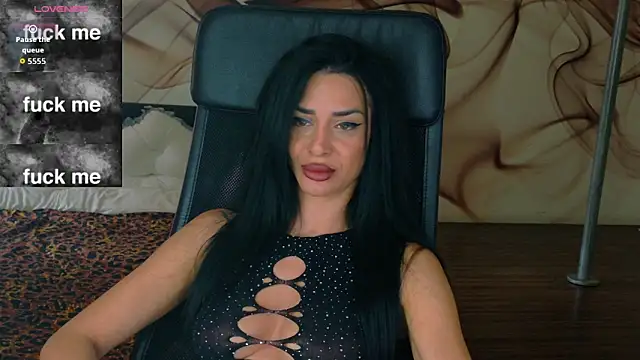 NaomiScarlet online show from November 2025 09:53:02 AM