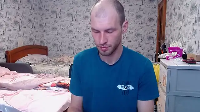 Snapshot of hangryf chatting on December 2025 09:03:02 AM hangryf online show from December 2025 09:03:02 AM