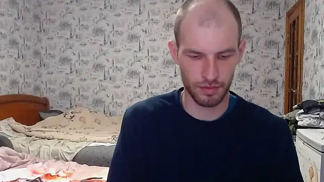 Snapshot of hangryf chatting on December 2025 12:03:02 PM hangryf online show from December 2025 12:03:02 PM