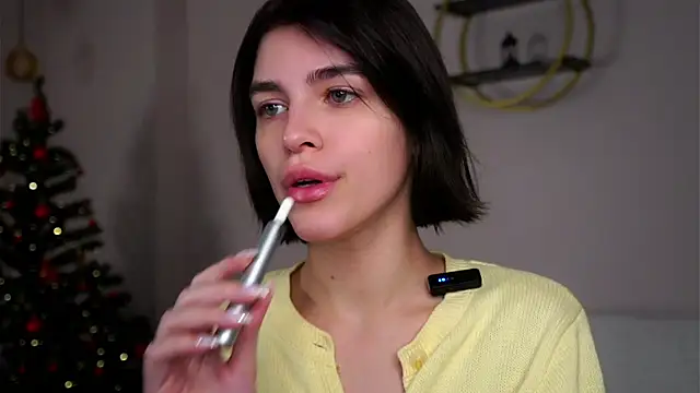 EleneButton online show from January 2026 01:19:01 AM