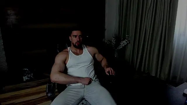 Snapshot of IvanHydee chatting on April 2026 04:39:01 AM IvanHydee online show from April 2026 04:39:01 AM