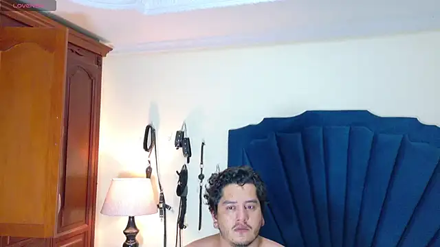 RoxyandAron2 online show from May 2026 11:57:02 PM