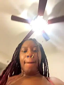 Snapshot of MsSuperWettt chatting on September 2025 05:57:02 AM MsSuperWettt online show from September 2025 05:57:02 AM