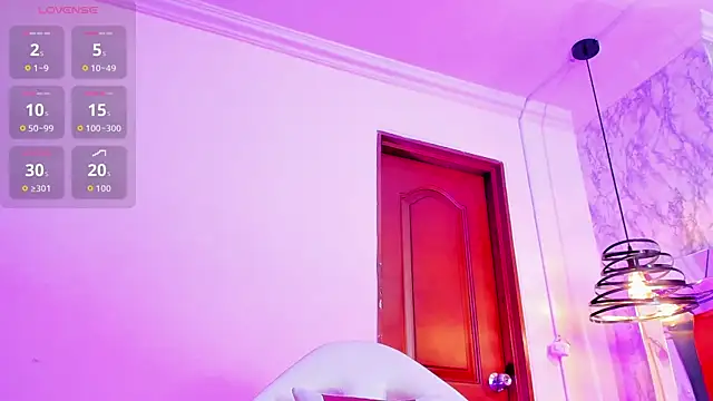 Snapshot of Sheilly_brown chatting on November 2025 07:48:02 PM Sheilly brown online show from November 2025 07:48:02 PM