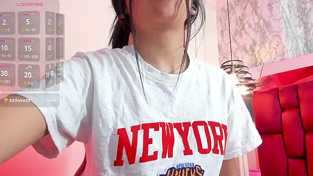 Snapshot of Sheilly_brown chatting on November 2025 07:34:02 PM Sheilly brown online show from November 2025 07:34:02 PM