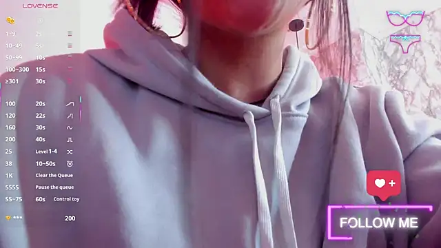 Snapshot of Sheilly_brown chatting on December 2025 07:37:01 AM Sheilly brown online show from December 2025 07:37:01 AM