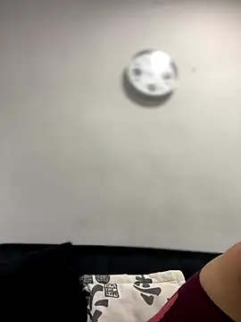 JuanitaMore01 online show from September 2025 04:09:05 PM