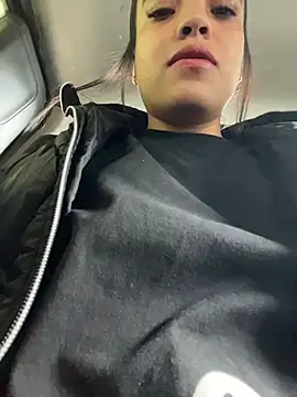 JuanitaMore01 online show from April 2026 08:15:01 PM
