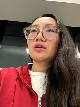 Snapshot of Aliciaz3 chatting on November 2025 09:31:02 AM Aliciaz3 online show from November 2025 09:31:02 AM