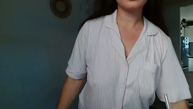 liloush   online show from October 2025 01:23:01 PM