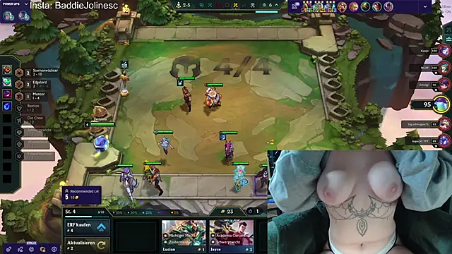 Snapshot of BaddieJoline chatting on October 2025 06:38:02 PM BaddieJoline online show from October 2025 06:38:02 PM