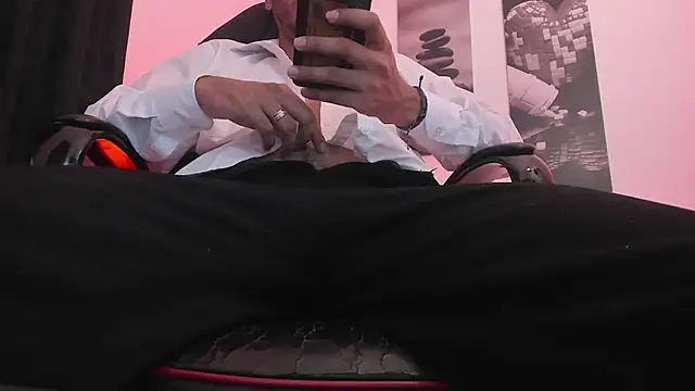 Findom Master  online show from January 2026 12:05:02 AM