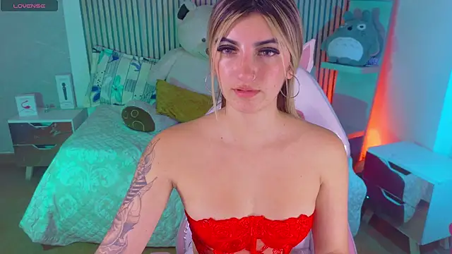 Snapshot of _aitana_001 chatting on March 2026 08:15:02 PM aitana 001 online show from March 2026 08:15:02 PM