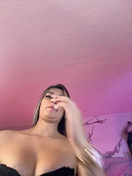  aitana 001 online show from May 2026 07:33:01 PM