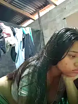 Violethroos online show from November 2025 08:07:01 PM